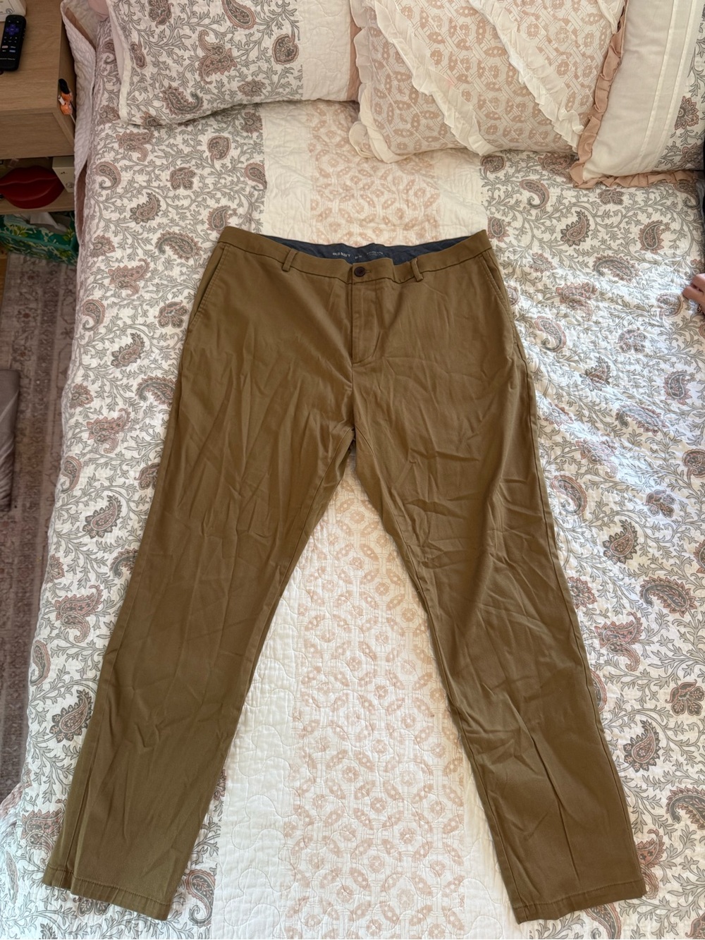 Old Navy Men's Chino Pants Khaki